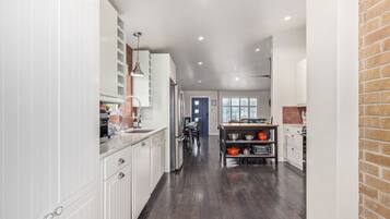 Rumah | 2 kamar tidur dan internet