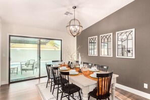 House | 4 bedrooms, Internet - Broadway Palms Private Pool Chef Kitchen Office (Tempe)