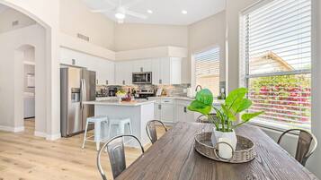 House | 3 bedrooms, Internet