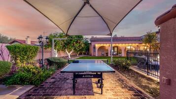 House | 5 bedrooms, Internet