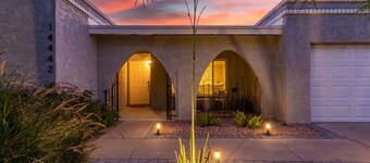 Cactus Glen Retreat Heated Pool Cabana Bar Gameroom