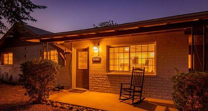 Sunset ASU Private Pool Updated Kitchen Baths