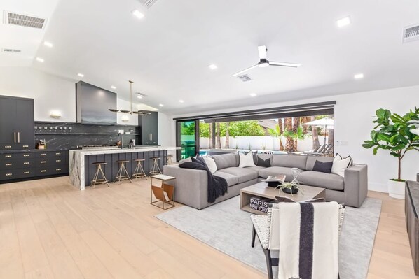 ハウス | 4 室のベッドルーム、インターネットアクセス