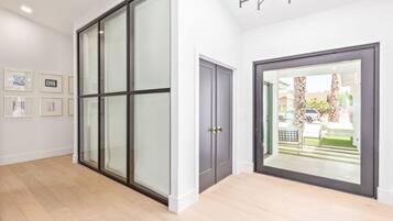 House | 4 bedrooms, Internet