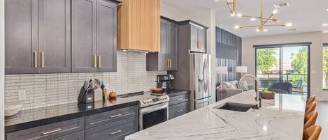 2 bedrooms, Internet