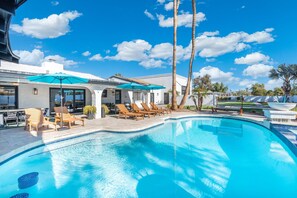 House | 5 bedrooms, Internet