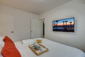 Huis | 2 slaapkamers, een bureau, snel internet