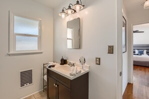 Apartment | Badezimmer