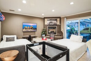 Apartment, Accessible | 3 bedrooms, Internet - Waking up in Your own 3BR Beach Home (Newport Beach)