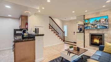 Apartamento | 2 quartos, escrivaninha, acesso à internet de alta velocidade