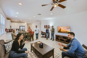 5 bedrooms, Internet - NEW Awesome Phoenix Monthly 5BR (Tolleson)