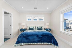 4 Schlafzimmer, Bügeleisen/Bügelbrett, kostenloses WLAN, Bettwäsche