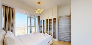 3 slaapkamers, een strijkplank/strijkijzer, gratis wifi, beddengoed