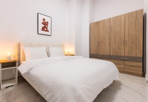 2 bedrooms - LIV - Modern Spacious Apartment in Gazi (Athens)