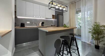 LIV - Modern Comfort Oasis in Pagrati