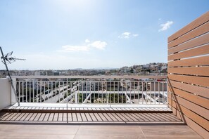 Room - LIV - Heavenly Rooftop Flat in Koukaki (Athens)
