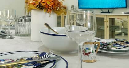 COMPLETE DUPLEX WITH 2 BEDROOMS AND 3 BATHROOMS