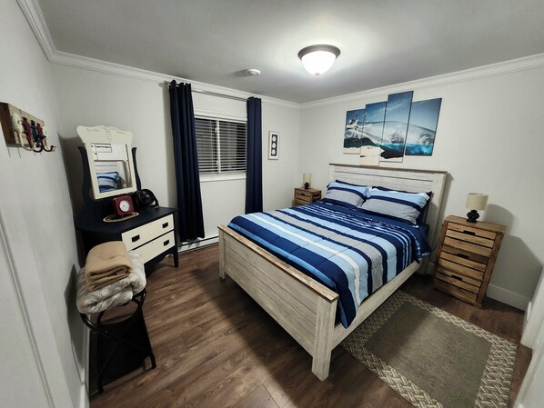3 bedrooms, iron/ironing board, travel cot, free WiFi