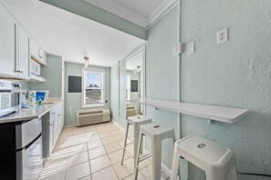 Microwave, coffee/tea maker, toaster, cookware/dishes/utensils - Beachview 312 | Across from beach (Gulf Shores)