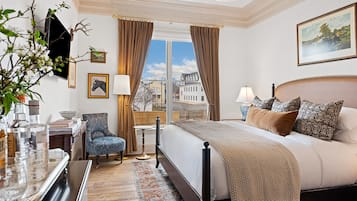Minibar, in-room safe, blackout drapes, free cribs/infant beds
