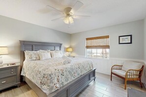 5 makuuhuonetta, silitysrauta/-lauta, internet, vuodevaatteet