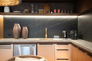 Kaffetrakter/tekoker og vannkoker