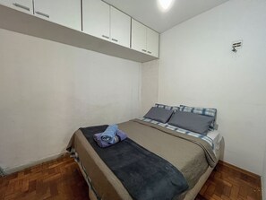 Apartamento | Cortinas opacas, wifi gratis, decoración individual