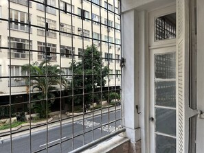 Basic Apartment | Interior