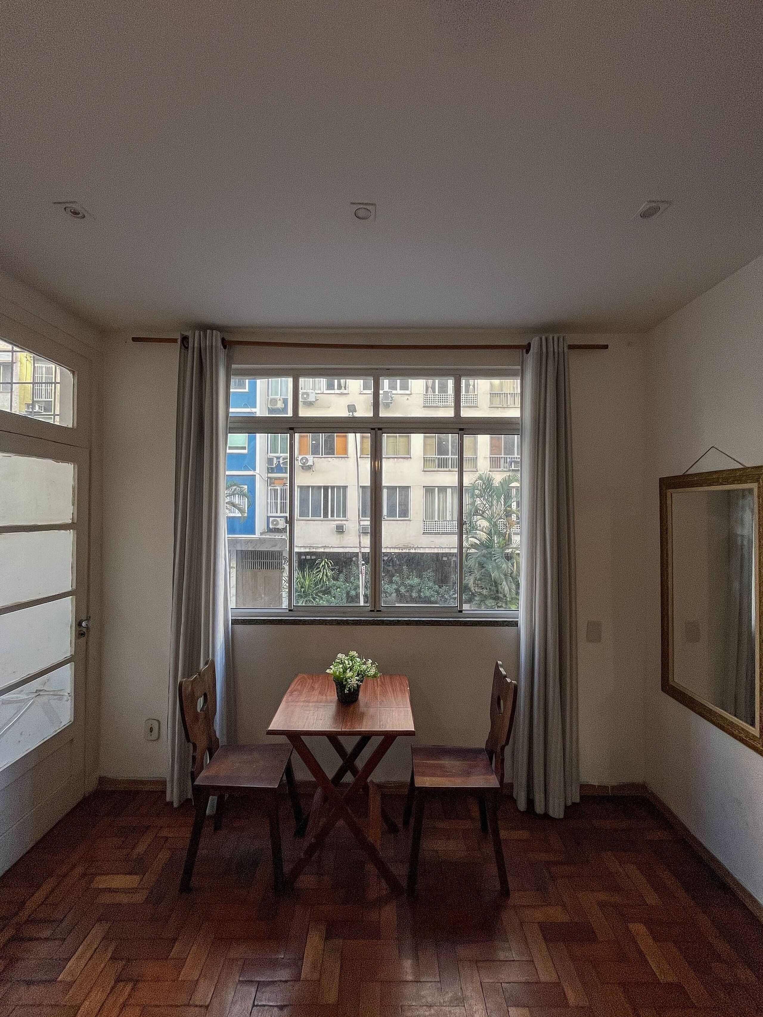 Apartment | Dining