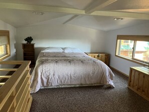 2 bedrooms, bed sheets