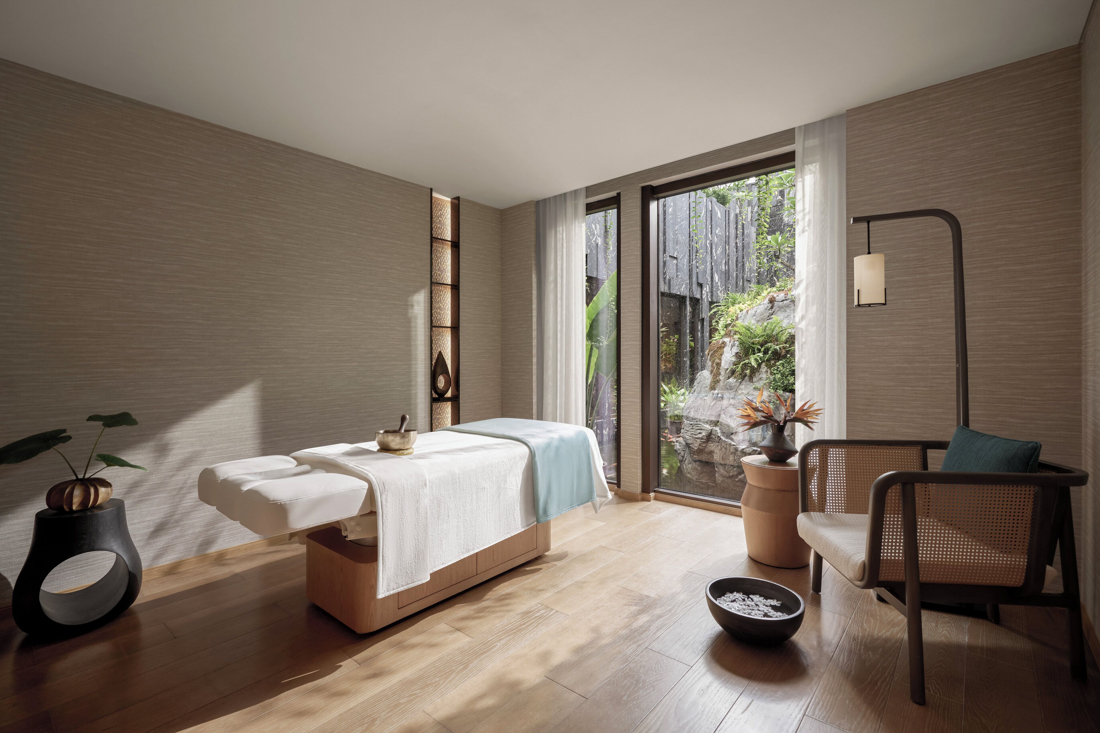 Couples treatment room(s), body treatments, hot stone massages