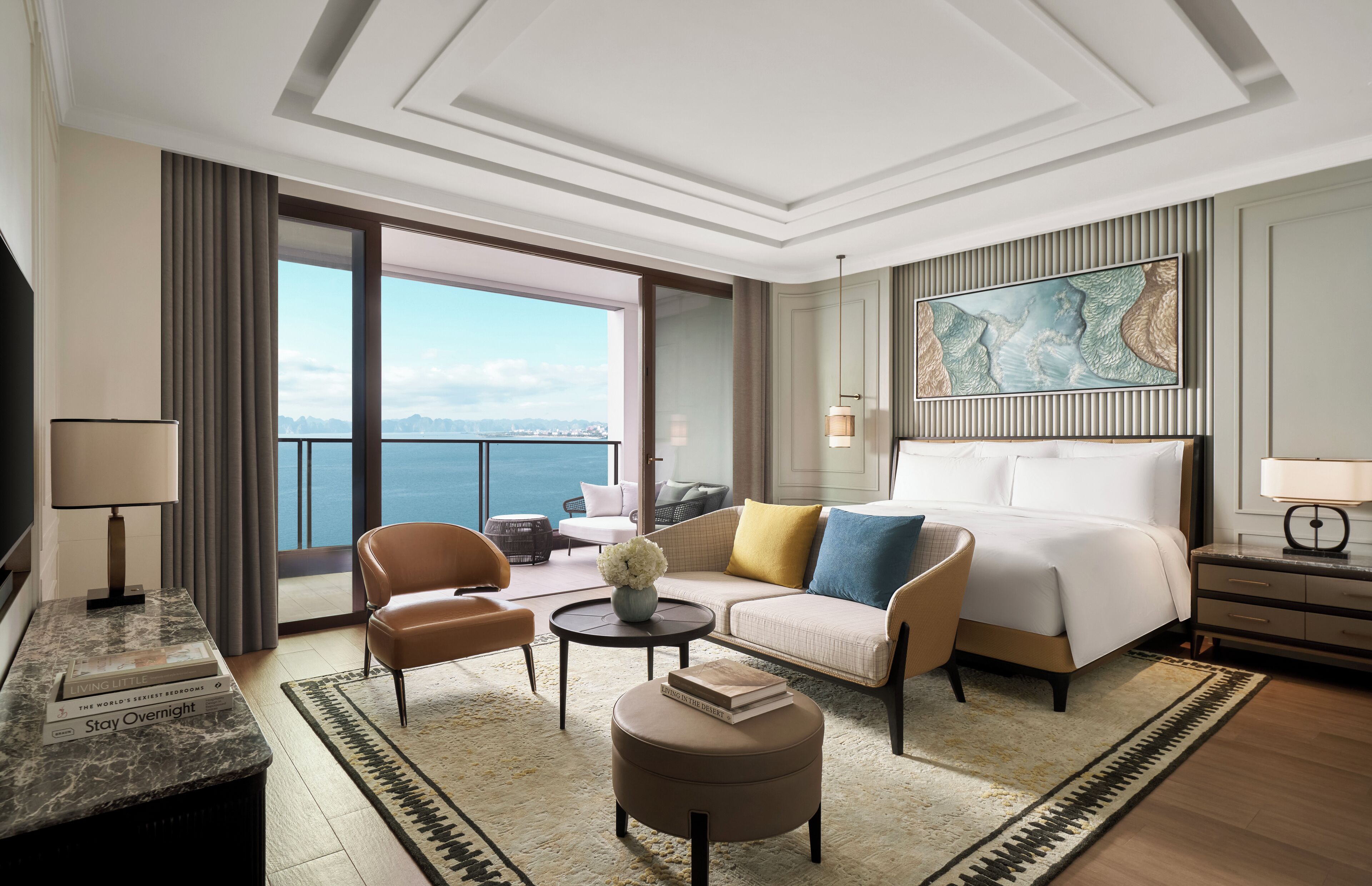Suite, 1 Bedroom (Halong Bay) | Free minibar items, laptop workspace, blackout curtains, soundproofing