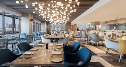 Crowne Plaza Lucknow by IHG