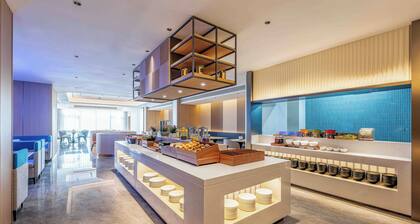 Holiday Inn Express Shanghai PVG Zhuqiao By Ihg