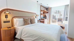 Standard Room, 1 Queen Bed
