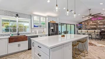 Casa | 4 habitaciones y internet