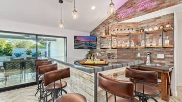 House | 4 bedrooms, Internet