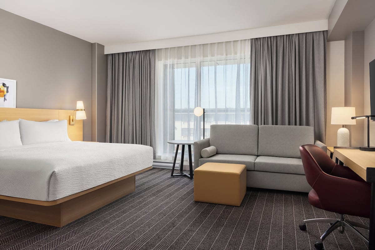 Premium bedding, pillowtop beds, desk, laptop workspace