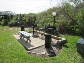 Outdoor dining - Updated Condo, Stunning Ocean Views, Pool Amenities and more (Ocean Isle Beach)