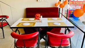 Restaurant - Hotel Swadeshi Dhani and Restaurant (Indore)