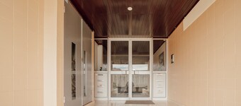 Espinho Modern 3 Bedroom Apartment by Vacationy