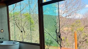 Cabane Confort | Vue de la chambre