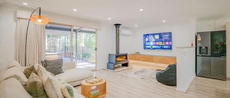 Älytelevisio, takka, stereot