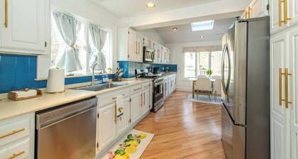 Elegant Chic 4BR, 2.5 BA Home In Upper Montclair Right By MSU