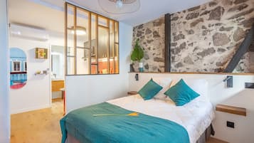 Apartment, Ensuite (Tokyo)