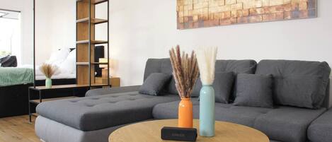 3 bedrooms, iron/ironing board, travel cot, WiFi