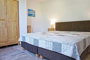 Alzu 56 m2 | Yksilöllisesti sisustettu, silitysrauta/-lauta, ilmainen Wi-Fi