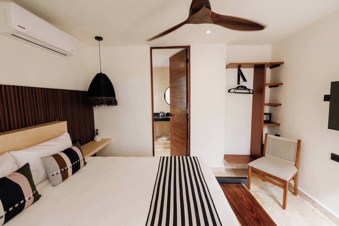 1 多间卧室、熨斗/熨衣板、WiFi、床单