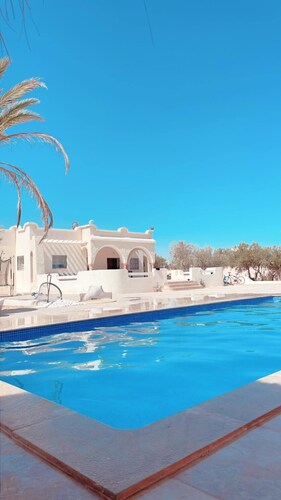 Detached villa with pool