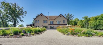 10-Acre Plot: Peaceful Getaway in Webster!